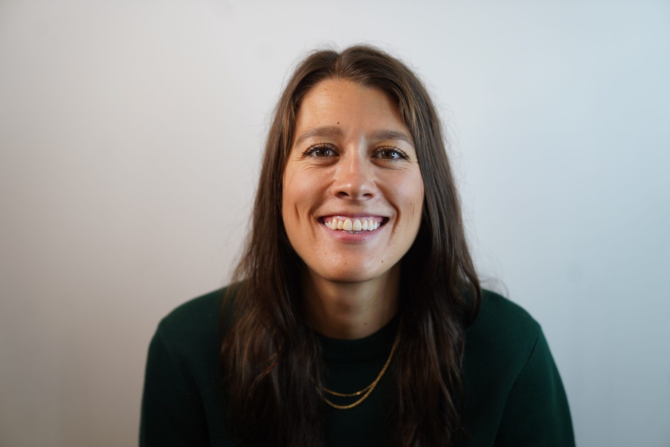 LK2 Smiling photo of Laura Kent<br />