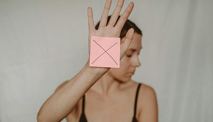 avoid-these-2-defensive-behaviors Leave Defensive Reactions Behind and Learn Solutions to the 2 Most Common Barriers to Constructive Conflict